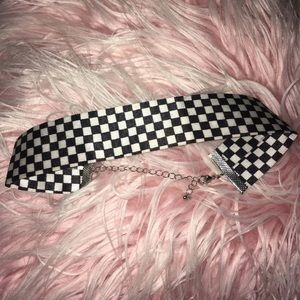 Forever 21 checkered choker